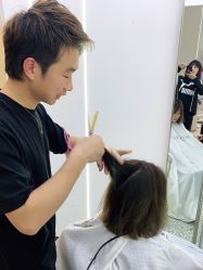 -In Style Hair Salon