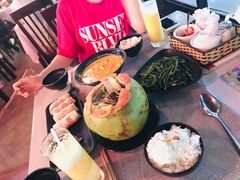 -Lanterns Vietnamese Restaurant