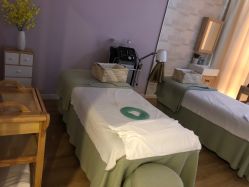 -纤姿俪纳产后恢复连锁机构(世纪东方广场店)