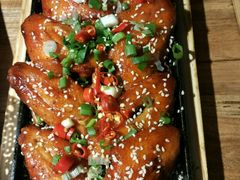 瓦罐奥尔良鸡翅-江城老胖串店(湖西路店)
