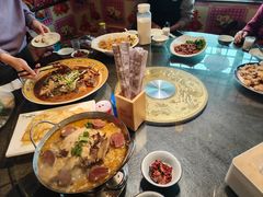 -靠山屯东北农家菜(八龙桥雅苑店)