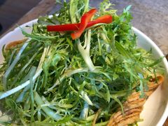 馓子爱苦菊-老板恋上鱼(恒隆广场店)