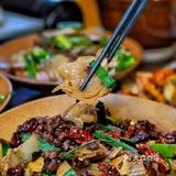 品地道贵州菜来八山一水，每一口都是家乡的味道[调皮]