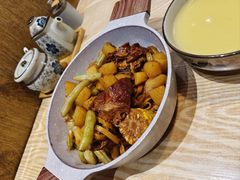 -内蒙焖面大盆骨餐馆(山大路店)