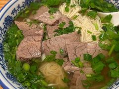 -嘻小北·兰州清汤牛肉面(太平洋森活天地店)