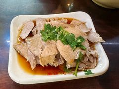 -亮亮面馆(经六路店)