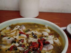 -胡子饮食店