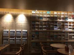 大堂-猫的天空之城概念书店(苏州诚品店)