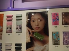 -HITOMI希多蜜美瞳(凯德晶萃店)