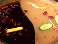 牛油鸳鸯锅-红运火锅·中国名火锅·国风演绎(省体店)