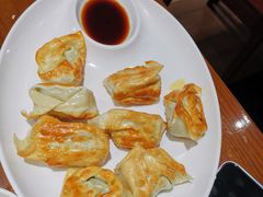 油煎馄饨-王家沙点心店(南京西路总店)