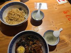 -沪西老弄堂面馆(定西路店)