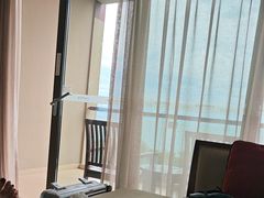 -三亚湾海居铂尔曼度假酒店