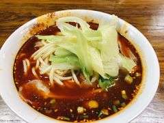 极品牛肉面-蒋六十八梯眼镜面(狮子坪店)