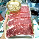 终于知道这家店为什么工作日还要排队了[点赞]
