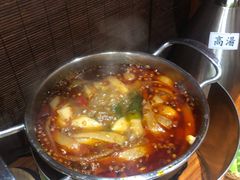 -独食火锅·半米屋台(直营总店)