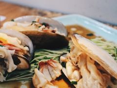 绣球菌蒸小橡蚌-宋小谨·泉州菜(西沙湾店)