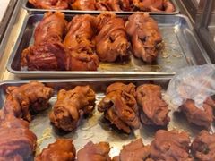 -鸿亨泰杂鱼馆(港馨家园店)