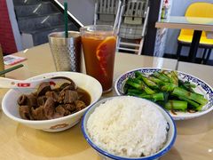 -七爷清汤腩·港式茶餐厅(世博店)