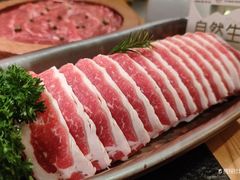霜降雪花牛肉-季季山·云南野生菌火锅(上海首店)