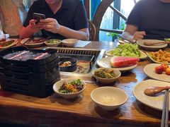 -吴氏老牌坊云南鱼豆花火锅店(通江街店)