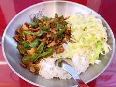 辣椒炒肉盖饭-霸碗盖码饭(长沙星沙吾悦店)