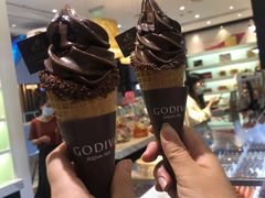 黑巧软冰-GODIVA(美罗城店)