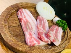 -草家酱蟹炭火烤肉店(珲春南路一店)
