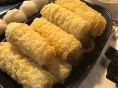 炸响铃-鲜入围煮花胶鸡海鲜火锅