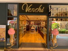 -VENCHI 闻绮(上海佛罗伦萨小镇店)