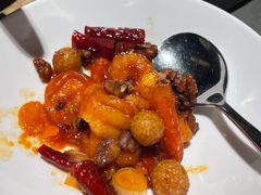 -小厨娘绣中淮扬(总统府大行宫店)