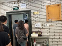 -迎宾楼(解放西街店)