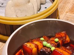 古法红烧肉-老头儿油爆虾(胜利河美食街店)