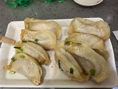 -小姜锅贴(凤凰街店)