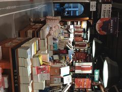 -西西弗书店&矢量咖啡(凯德晶萃广场店)