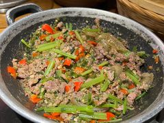 猫儿山的小黄牛-吃饭皇帝大土家民族菜(正大广场店)