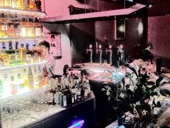 -TASTE ROOM Bar