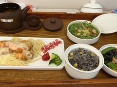 -雪梅月子中心(华侨城店)