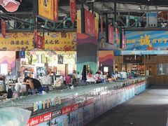 -三亚火车头万人海鲜广场