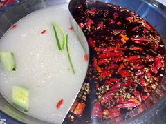 鸳鸯锅-井格重庆火锅(友谊路新业广场店)