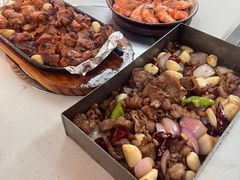 -老东镇啤酒屋海鲜加工·蒸汽海鲜·海鲜烧烤(台东店)