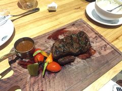 果木烤安格斯谷饲牛排-MR.ROCKY洛奇先生RESTAURANT&BAR(宝安壹方城店)