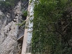 -龙水峡地缝景区