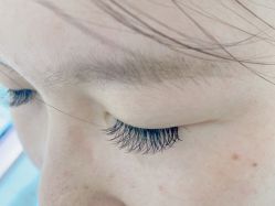 -尤米一站式美甲美睫