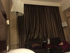 -西港航空酒店(银川南门广场机场巴士店)