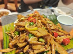 -滇香肴·云南菜蒸汽石锅鱼(云南北路店)