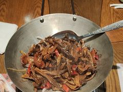 -黄泥岗·地道湖北菜(奥特莱斯店)