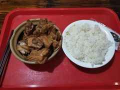 -万和春排骨砂锅米饭(湖北路店)