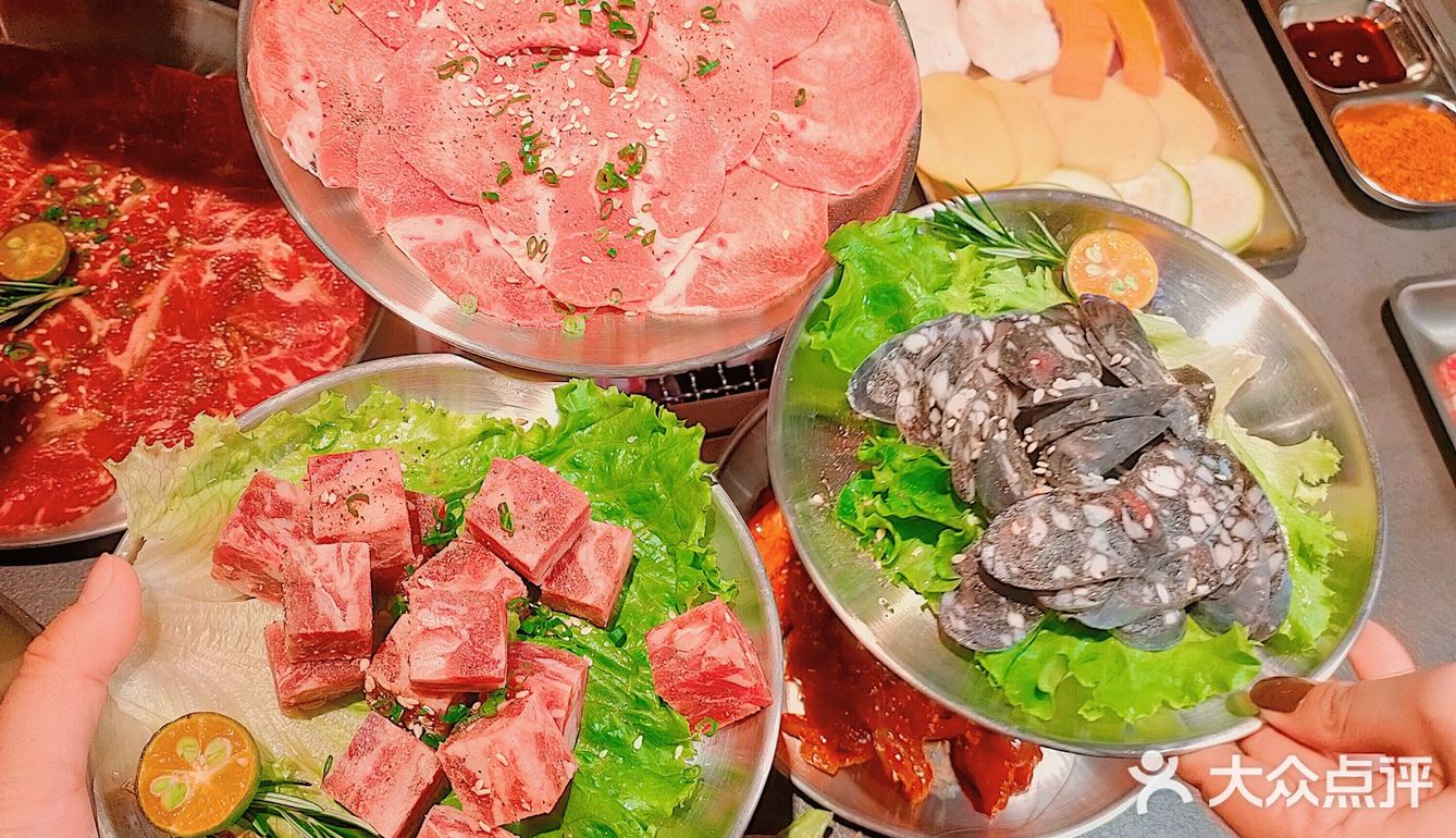 高颜值宝藏江景烤肉店｜重庆烤肉公司好吃又出片！