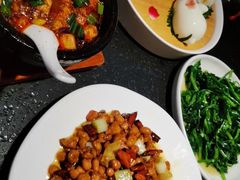 -万重锦·人文川菜馆(骡马市店)